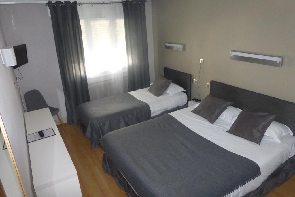 Laennec Hotel Lyon Bagian luar foto