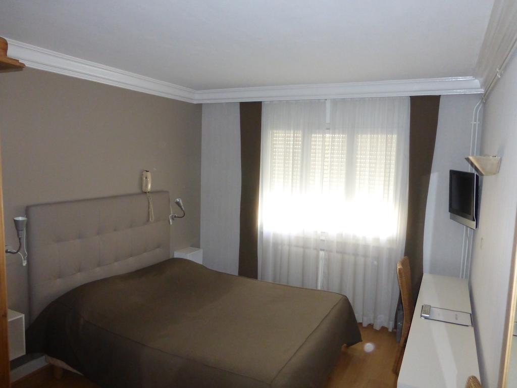 Laennec Hotel Lyon Bagian luar foto